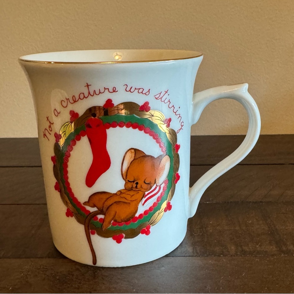 🎄Vintage George Good Christmas Mug with Mouse and Wreath Design